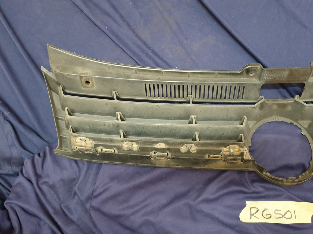 Volkswagen Polo Radiator Grille - Wear and Tear, Scratches