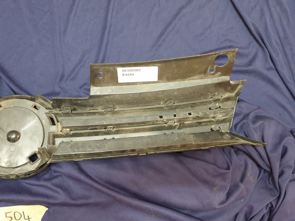 Volkswagen Aftermarket Golf MK6 Radiator Grille - Wear and Tear