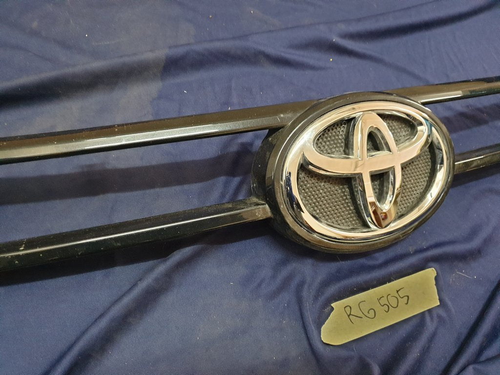 Toyota Hilux Radiator Grille Moulding - Light Wear and Tear