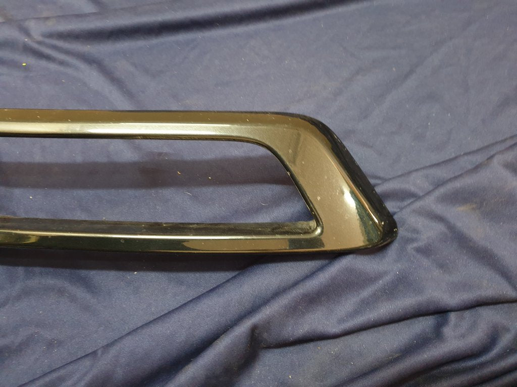 Toyota Hilux Radiator Grille Moulding - Light Wear and Tear