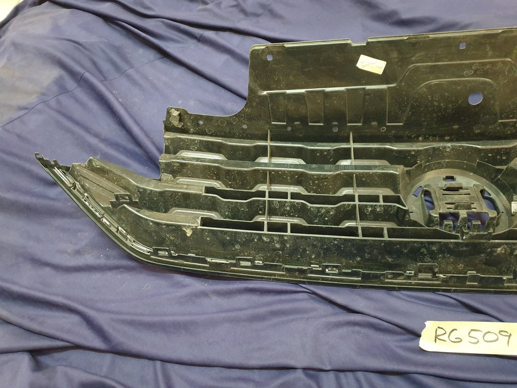 Volkswagen T-Cross Radiator Grille - Wear and Tear