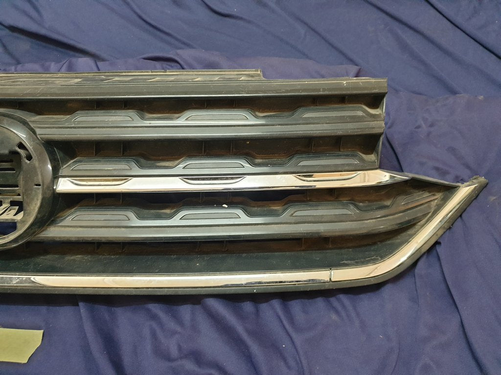 Volkswagen T-Cross Radiator Grille - Wear and Tear
