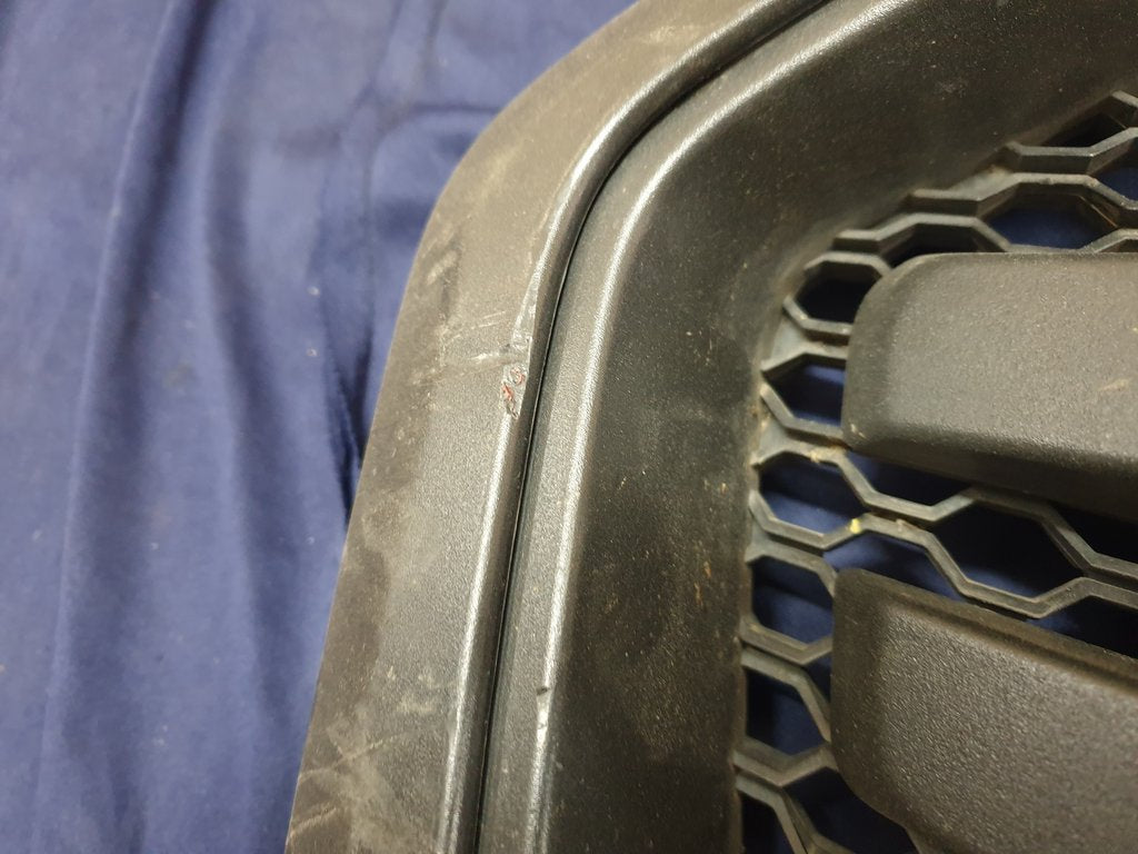 Ford Ranger Radiator Grille - Light Wear and Tear