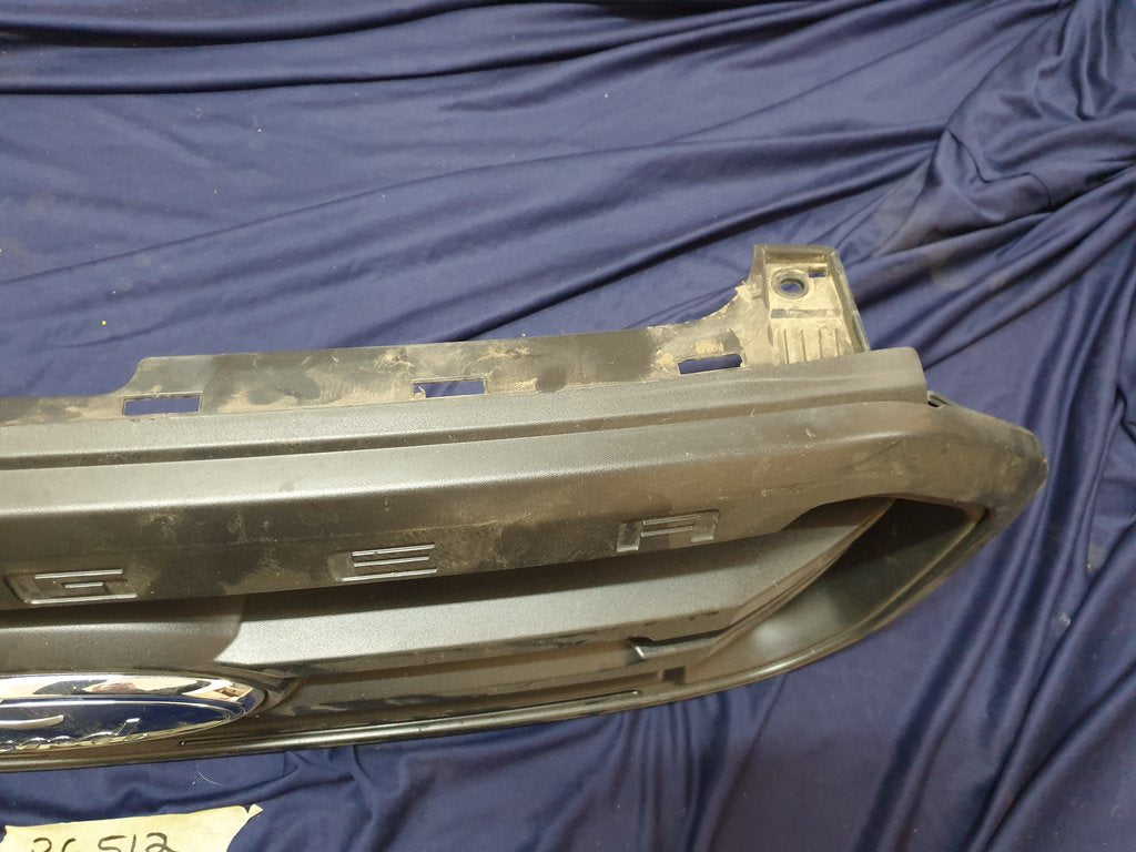 Ford Ranger Radiator Grille - Light Wear and Tear