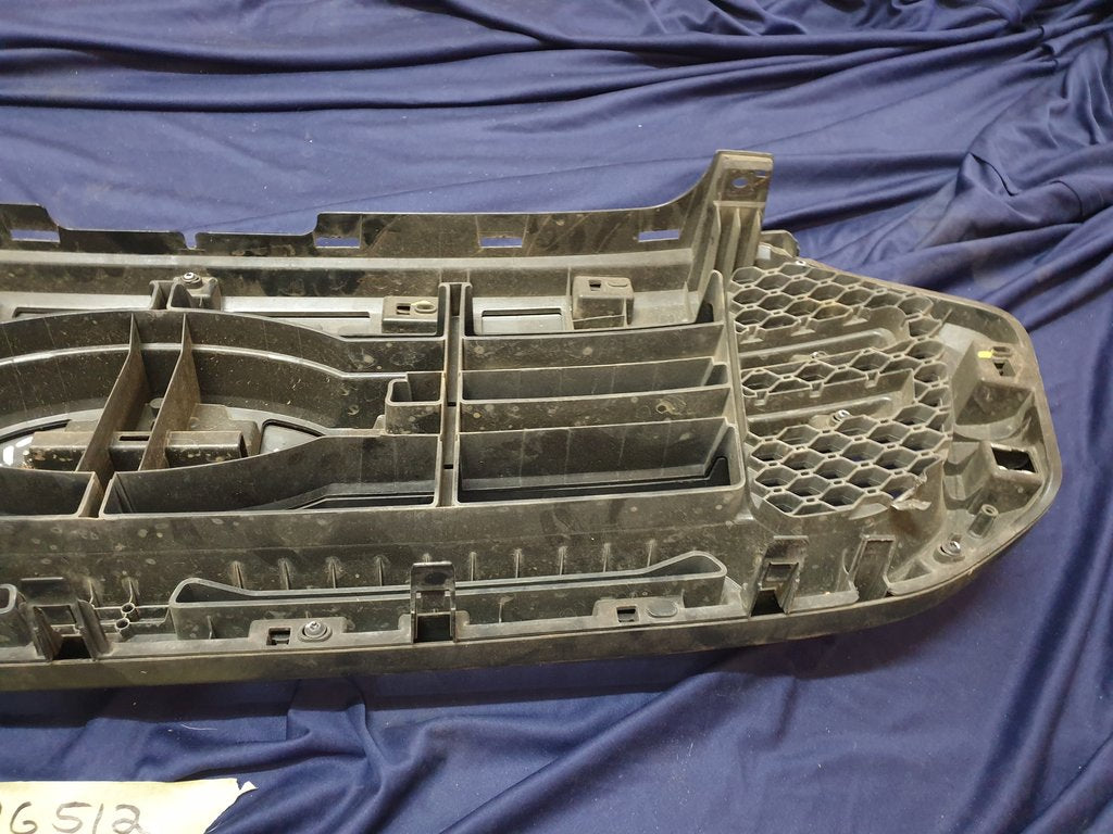 Ford Ranger Radiator Grille - Light Wear and Tear