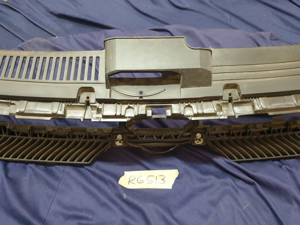 Volkswagen Polo Radiator Grille Reinforcement