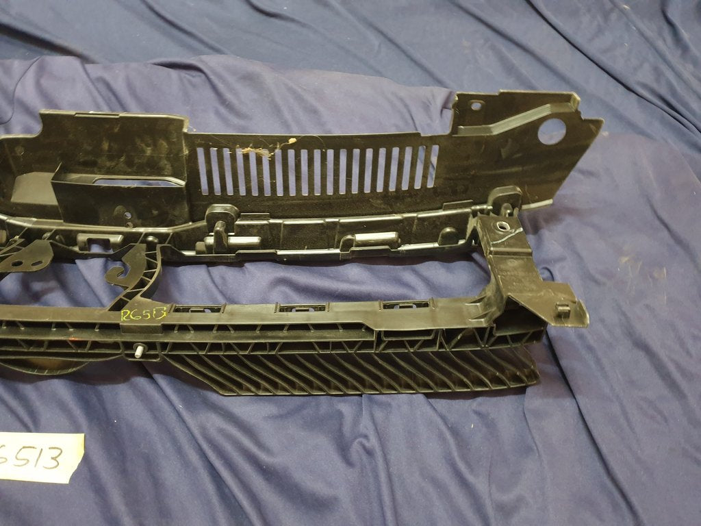 Volkswagen Polo Radiator Grille Reinforcement