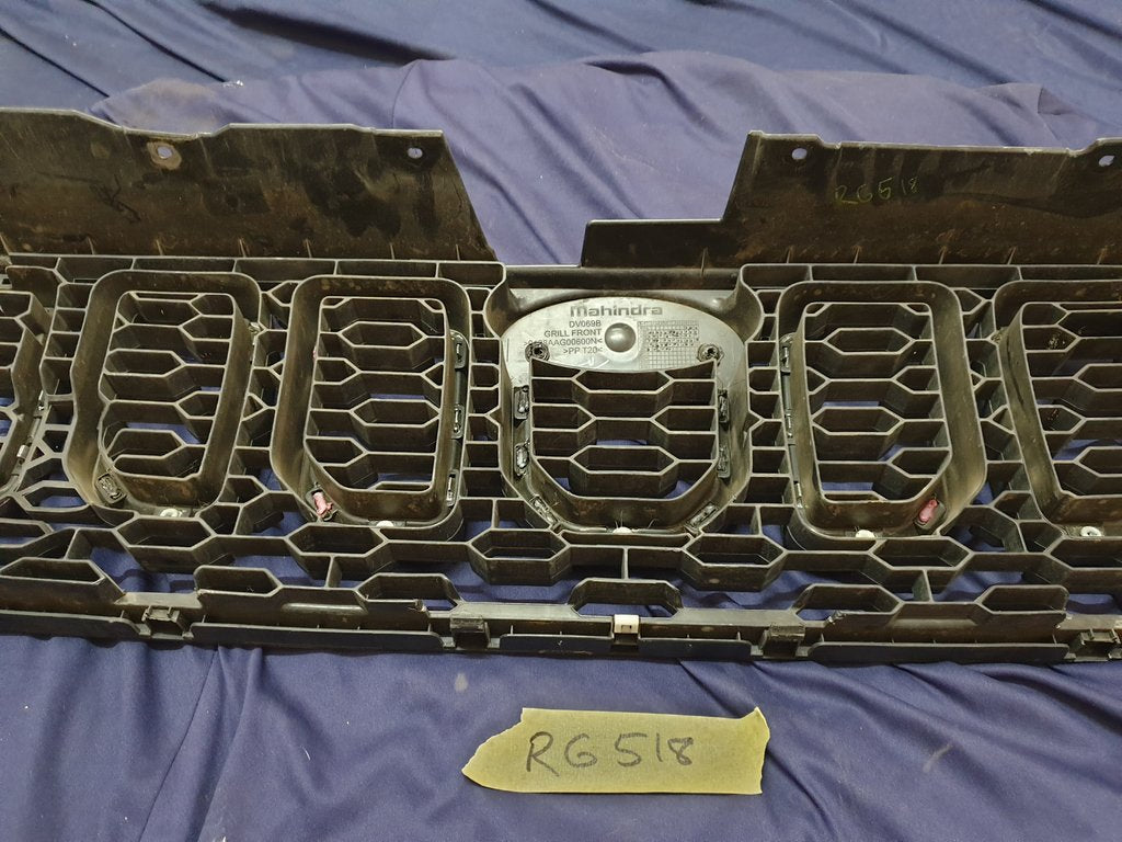 Mahindra Scorpio Radiator Grille - Wear and Tear