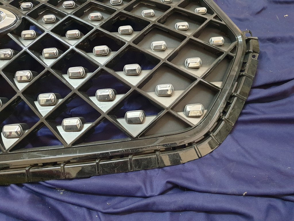 Chery Tiggo 4 Pro Radiator Grille - Light Wear and Tear