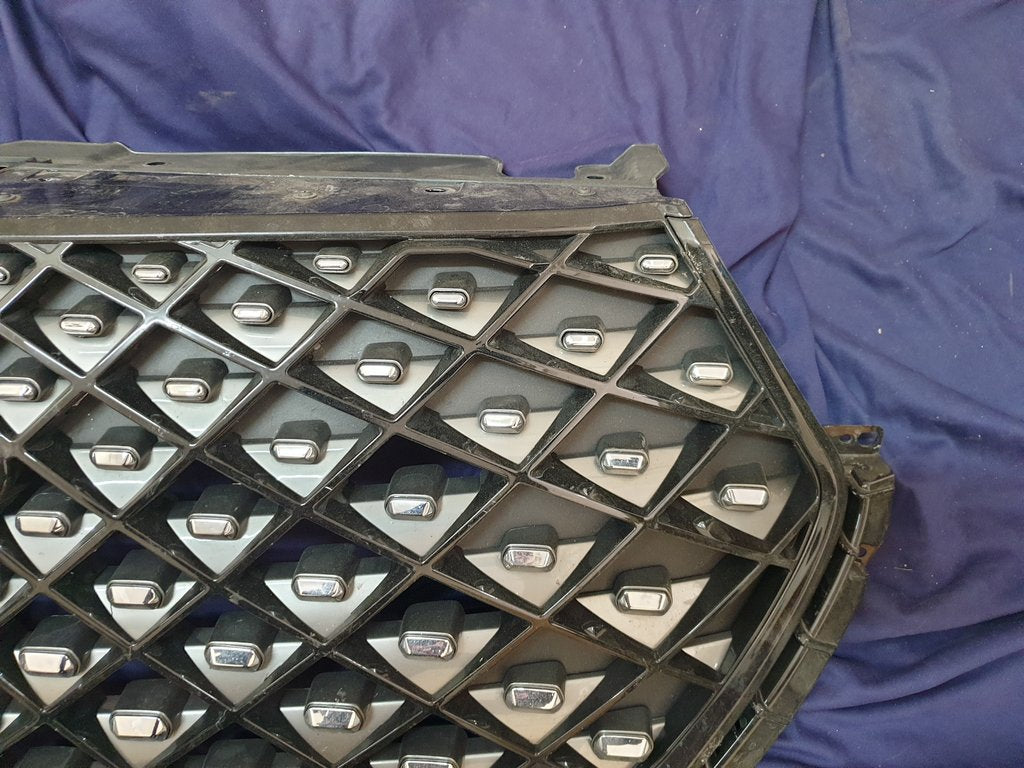 Chery Tiggo 4 Pro Radiator Grille - Light Wear and Tear