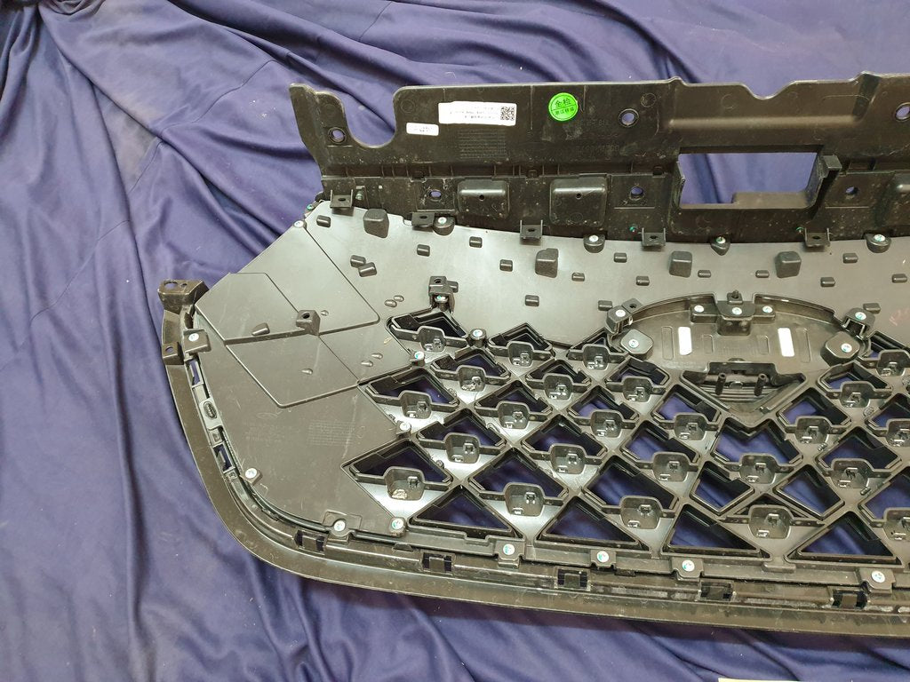 Chery Tiggo 4 Pro Radiator Grille - Light Wear and Tear