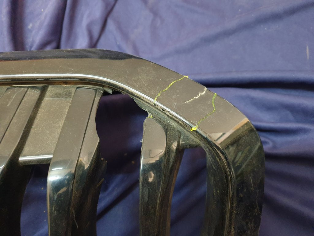 BMW 3 Series Front Bumper Kidney Grille