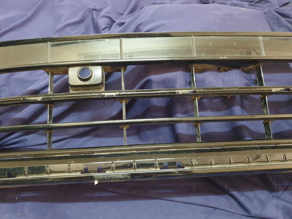 Volkswagen Tiguan Front Bumper Lower Grille