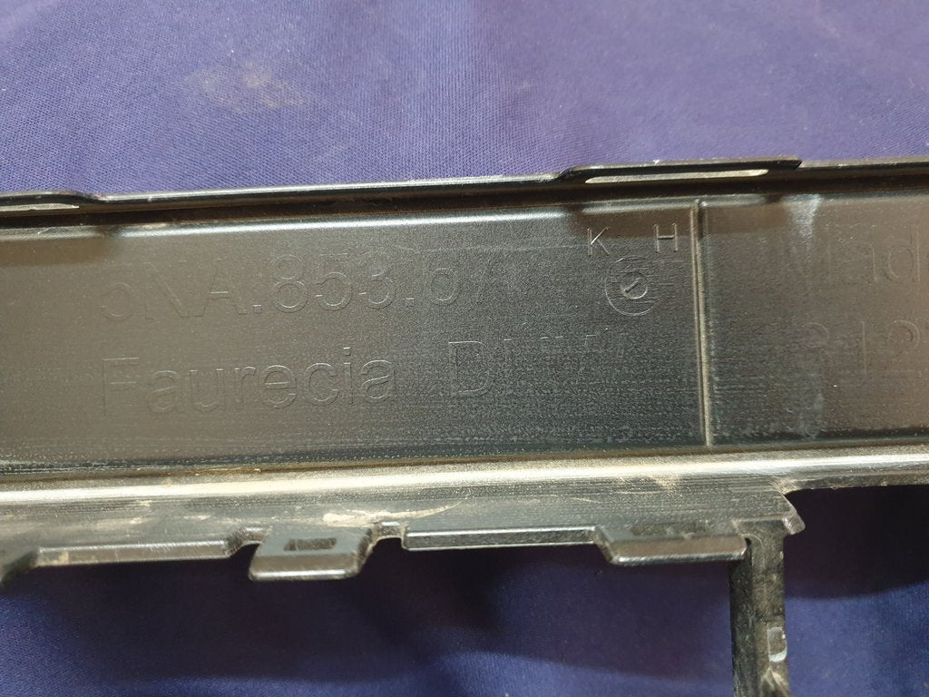Volkswagen Tiguan Front Bumper Lower Grille