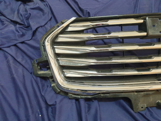 Haval Jolion Radiator Grille - Light Wear and Tear, Broken bracket