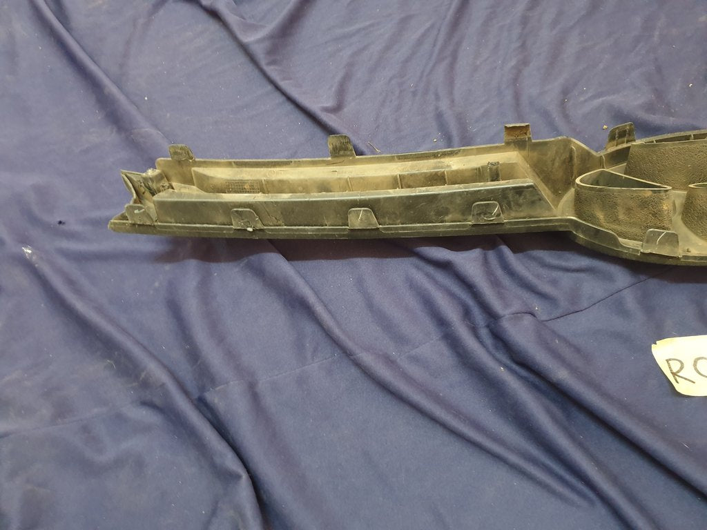 Hyundai i10 Radiator Grille - Light Wear and Tear