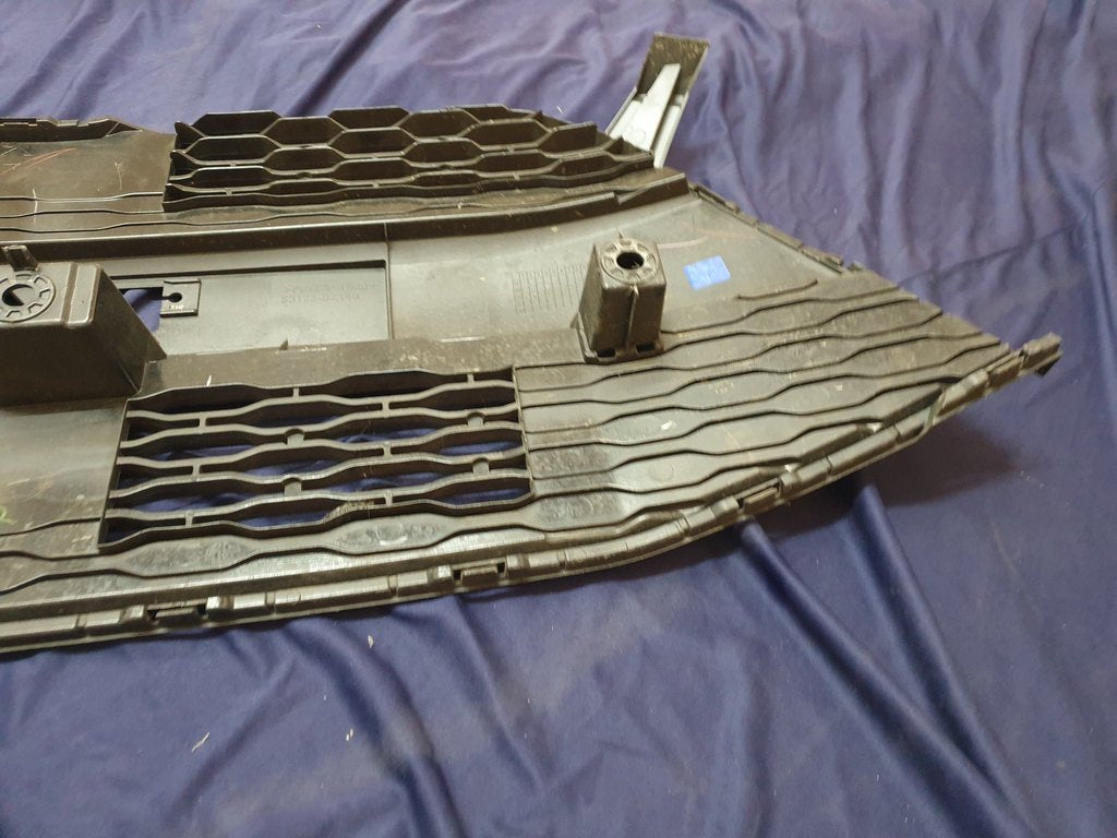 Toyota Aygo Front Bumper Lower Grille, Crushed support