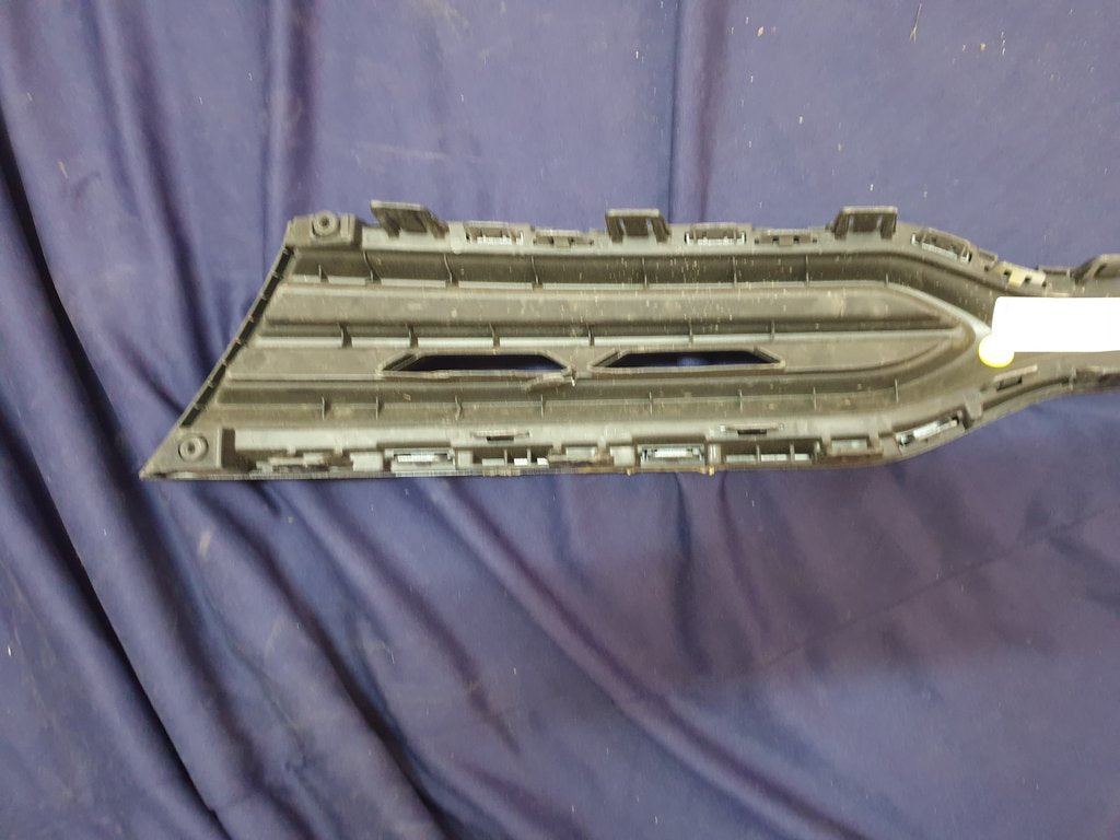 KIA Rio IV Radiator Grille - Wear and Tear, Plastic Break