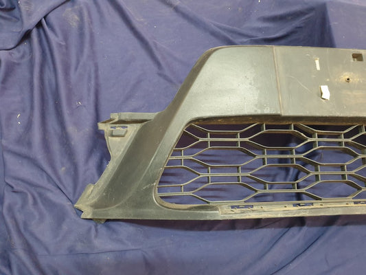 Renault Sandero Stepway Front Bumper Lower Grille - Broken clip/s