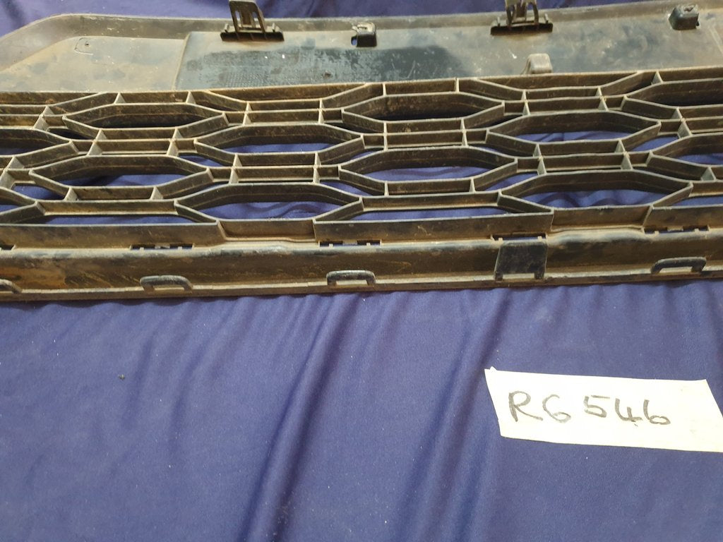 Renault Sandero Stepway Front Bumper Lower Grille - Broken clip/s