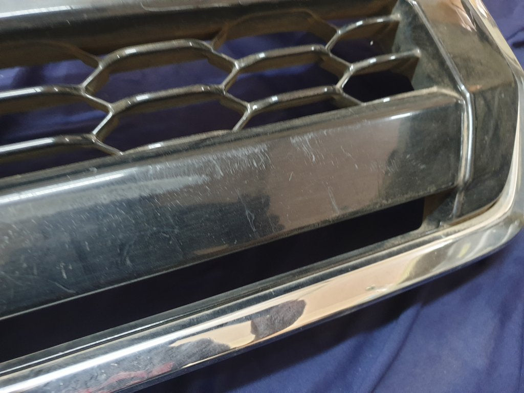 Toyota Hilux Radiator Grille - Light Wear and Tear, Broken clips