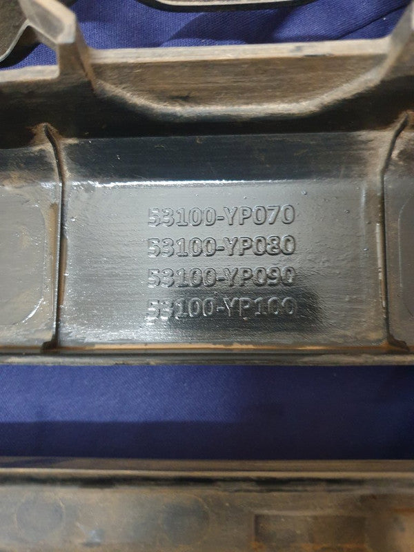 Toyota Hilux Radiator Grille - Light Wear and Tear, Broken clips