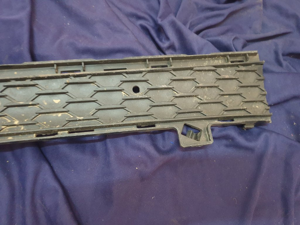 Mercedes-Benz GLE W167 Front Bumper Lower Mesh Grille