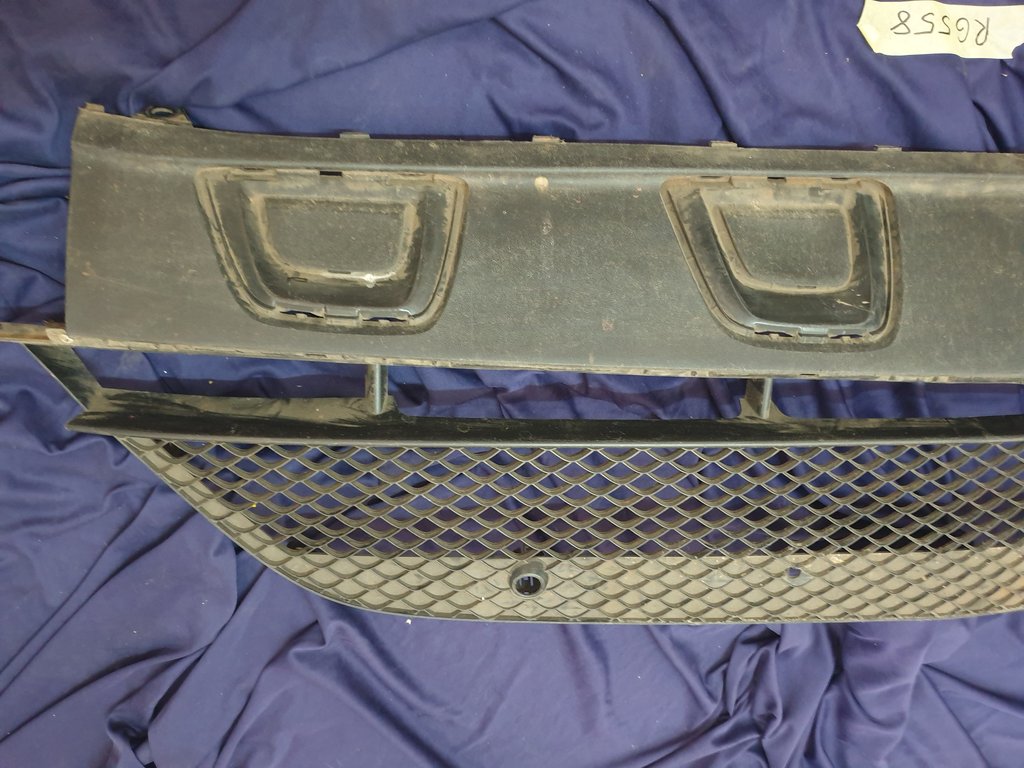 Mercedes-Benz GLC W253 Front Bumper Lower Mesh Grille