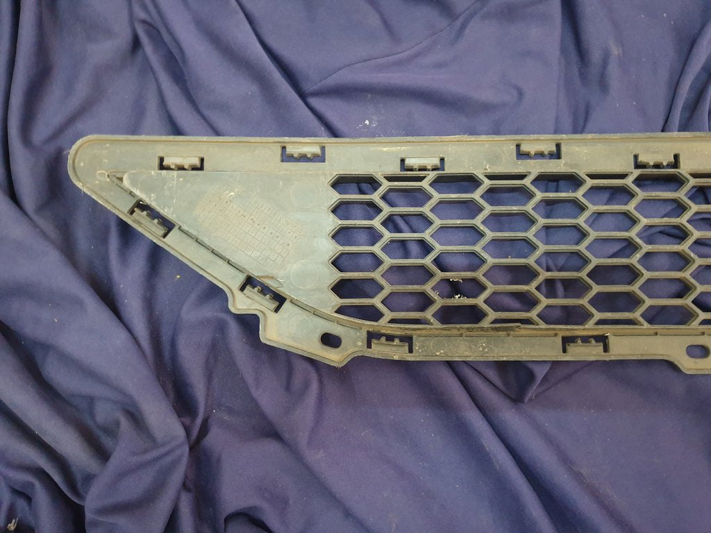 Hyundai Tucson Front Bumper Lower Grille