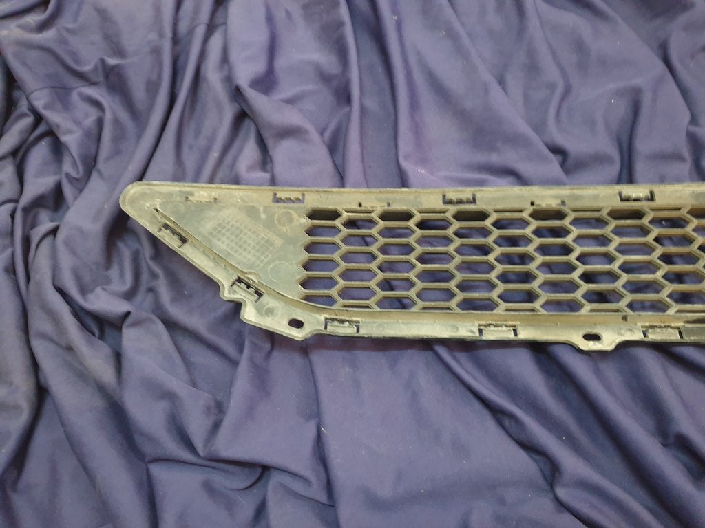 Hyundai Tucson Front Bumper Lower Grille
