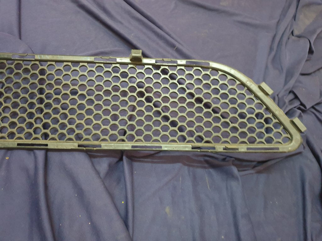 Mercedes-Benz C-Class W204 Front Bumper Lower Mesh Grille