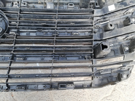 Toyota Land Cruiser 300 2023 Radiator Grille