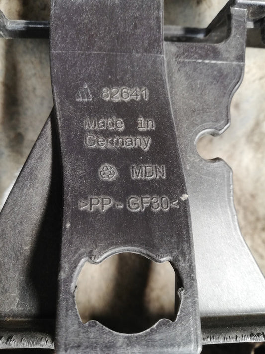 Volkswagen Transporter T6 2023 Radiator Grille Backing