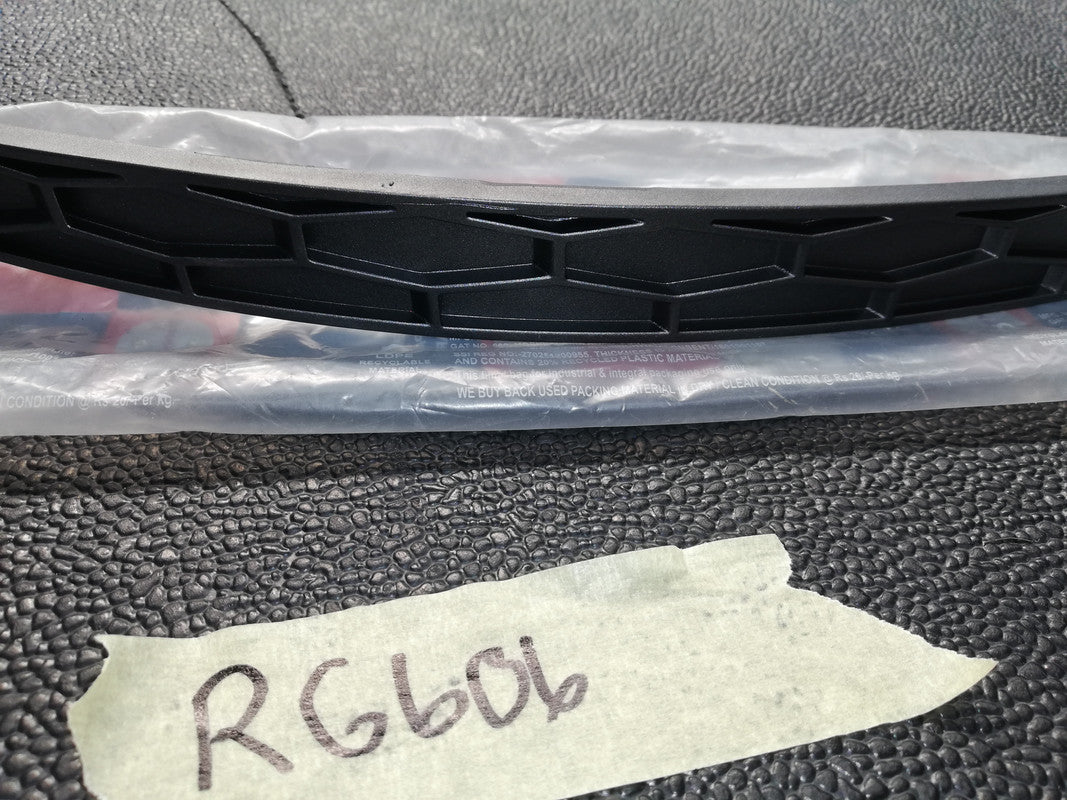 Mahindra XUV500 2014 Bumper Grille