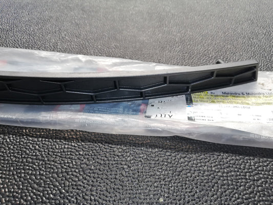 Mahindra XUV500 2014 Bumper Grille