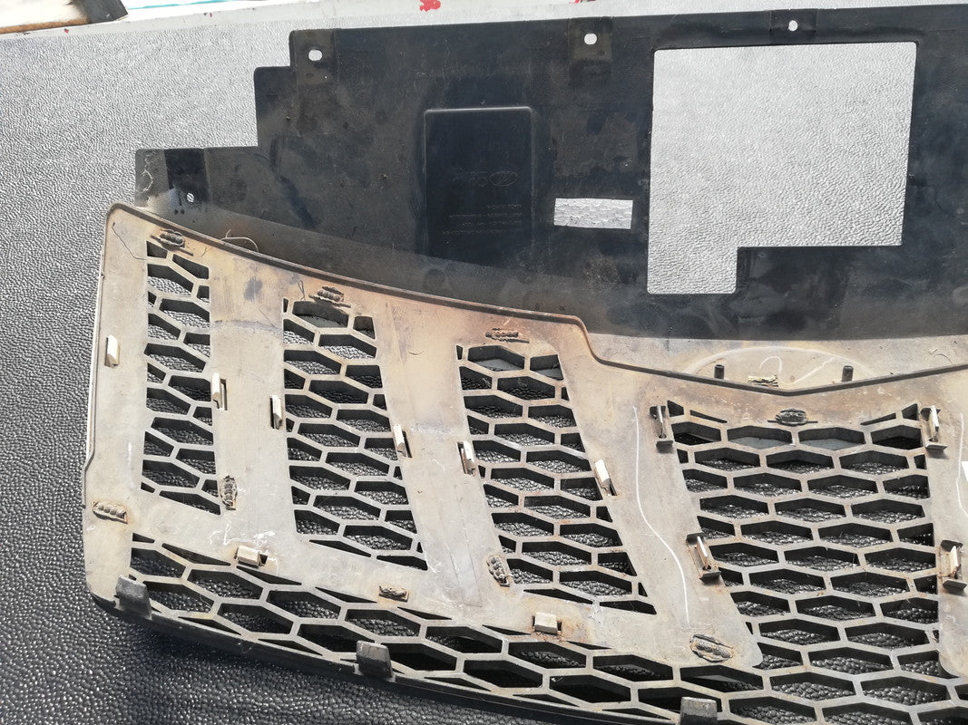 Mahindra XUV500 2014 Radiator Grille Assy with Emblem/Badge