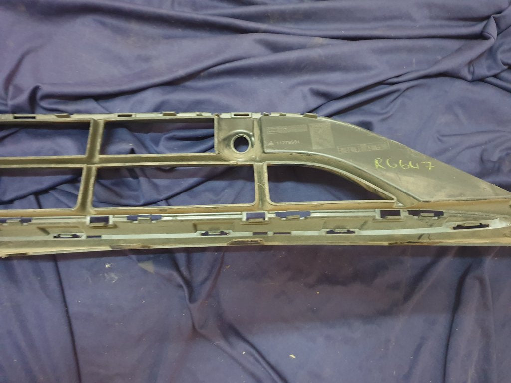 Mercedes-Benz GLA H247 Front Bumper Lower Mesh Grille
