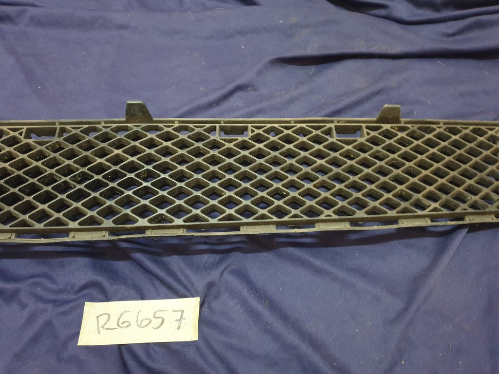 Mercedes-Benz C-Class W204 Front Bumper Lower Grille