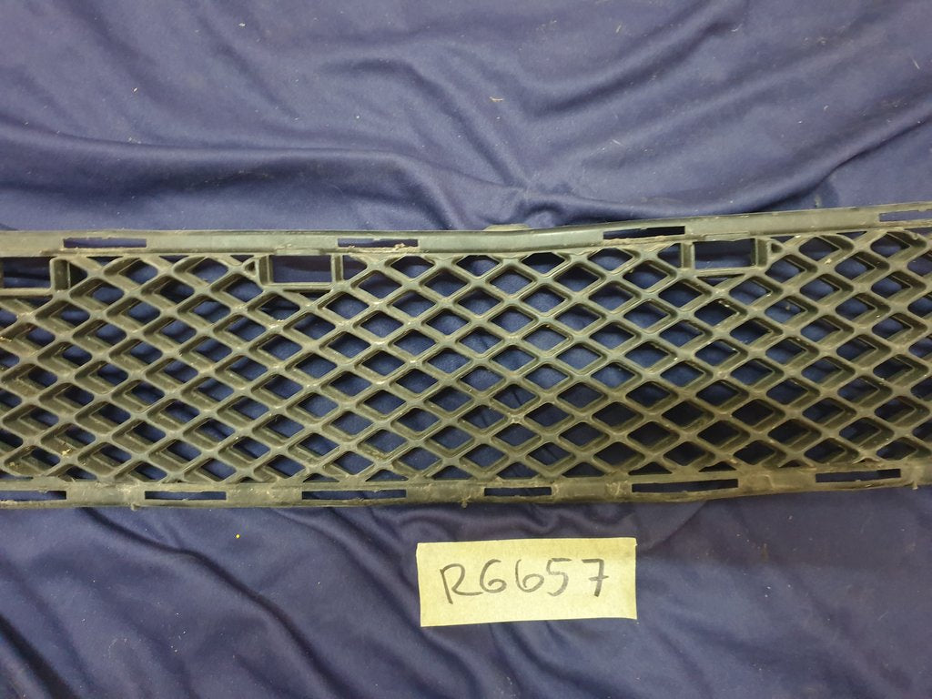 Mercedes-Benz C-Class W204 Front Bumper Lower Grille