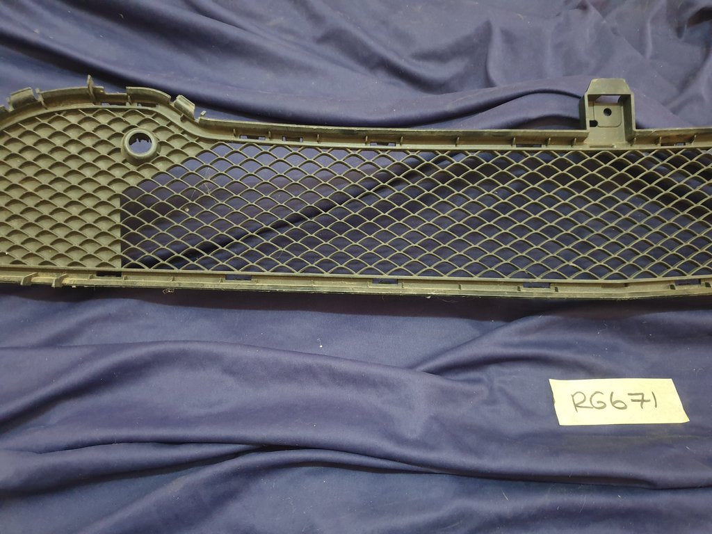 Mercedes-Benz CLA W117 Front Bumper Lower Mesh Grille
