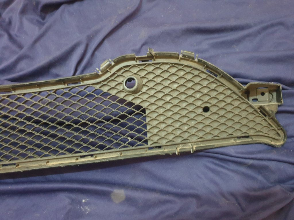 Mercedes-Benz CLA W117 Front Bumper Lower Mesh Grille