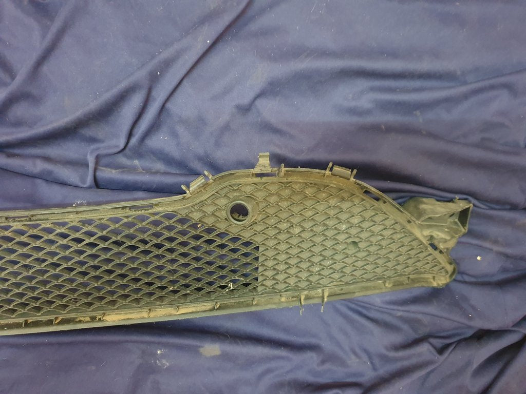 Mercedes-Benz CLA W117 Front Bumper Lower Mesh Grille