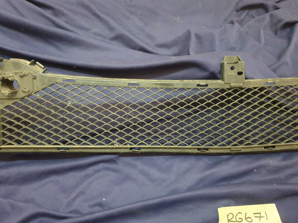 Mercedes-Benz CLA W117 Front Bumper Lower Mesh Grille
