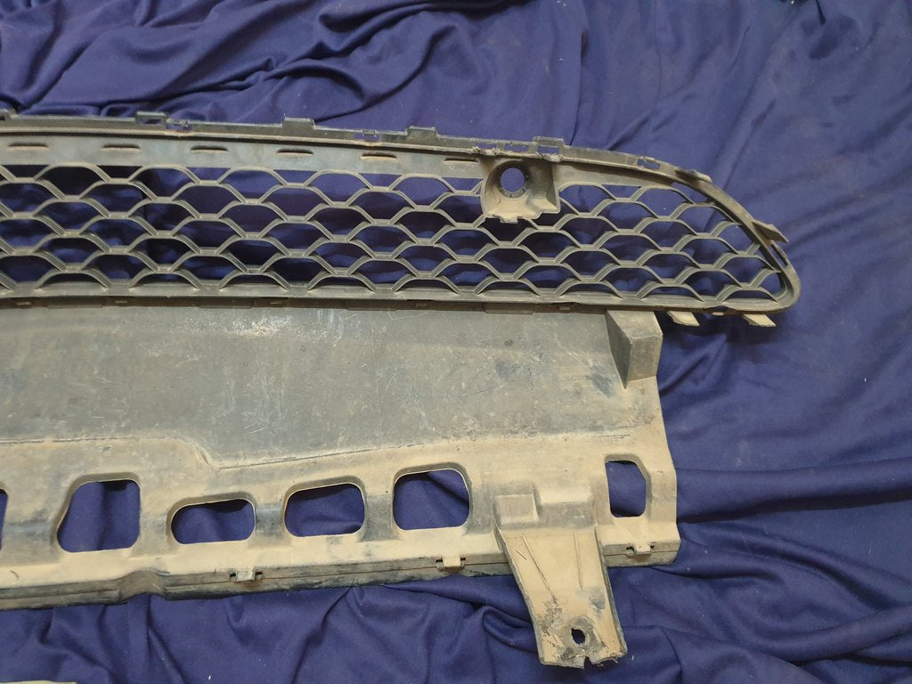 Mercedes-Benz GLE W167 Front Bumper Lower Mesh Grille