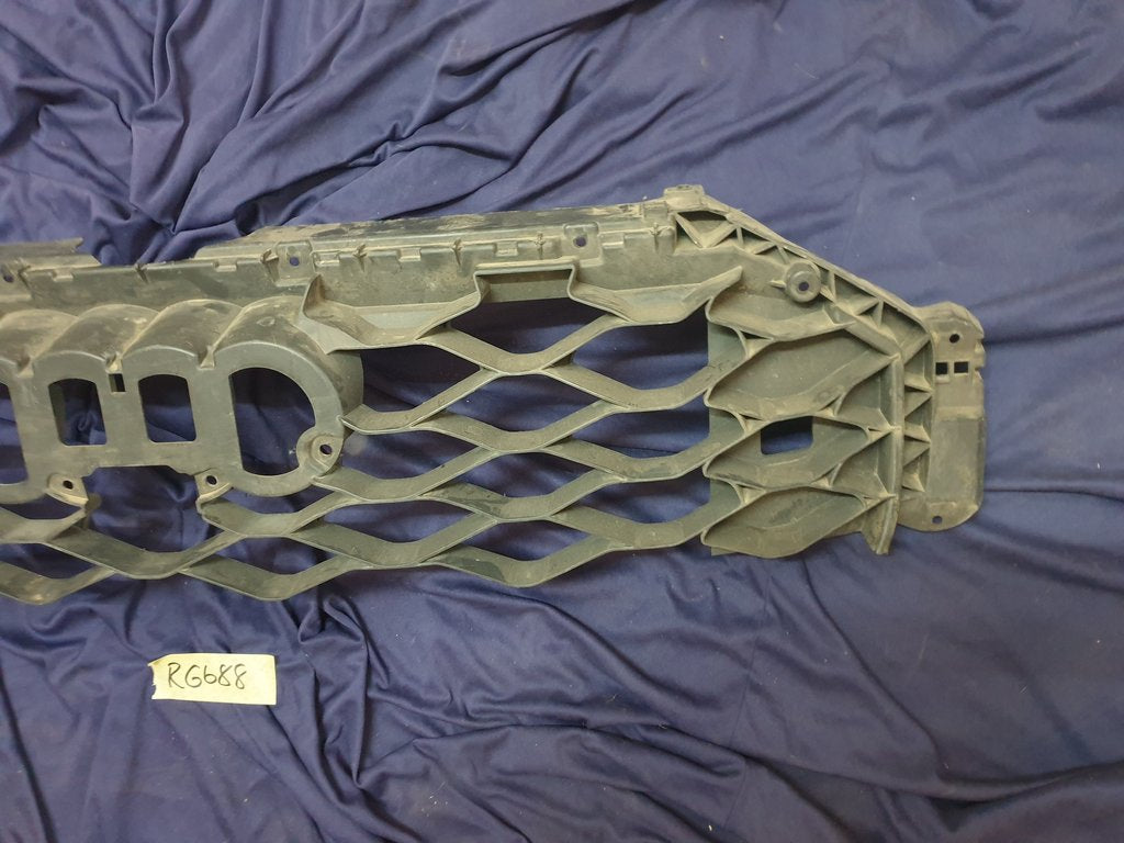 Audi Q3 Radiator Grille Backing