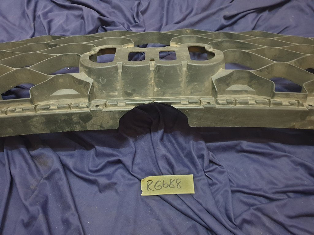 Audi Q3 Radiator Grille Backing