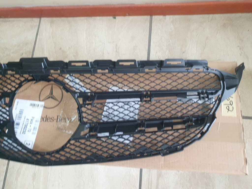 Mercedes-Benz C-Class W205, C180, C250, 2015, 2016, 2017, 2018, 2019 Radiator Grille