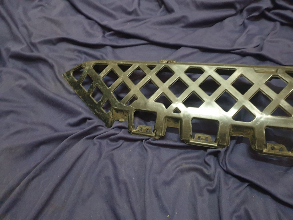 Mercedes-Benz C-Class W206 Front Bumper Carrier Grille Support Bracket