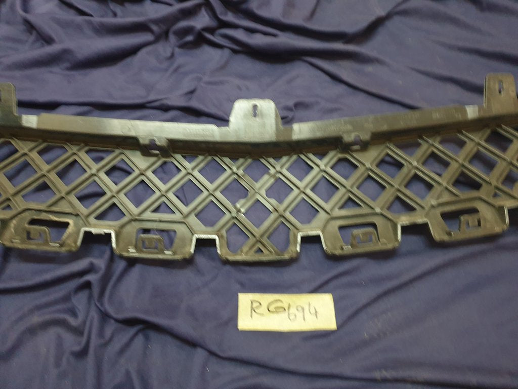 Mercedes-Benz C-Class W206 Front Bumper Carrier Grille Support Bracket
