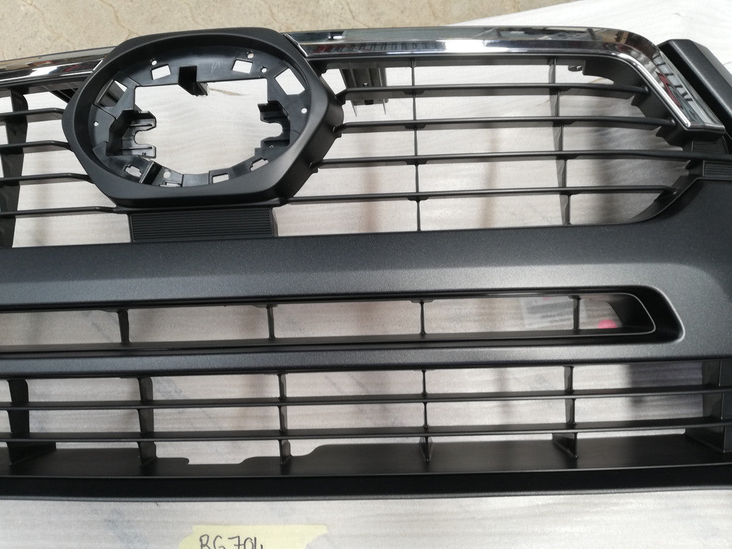 Toyota Hilux Legend 2023 Radiator Grille Assy with Emblem/Badge